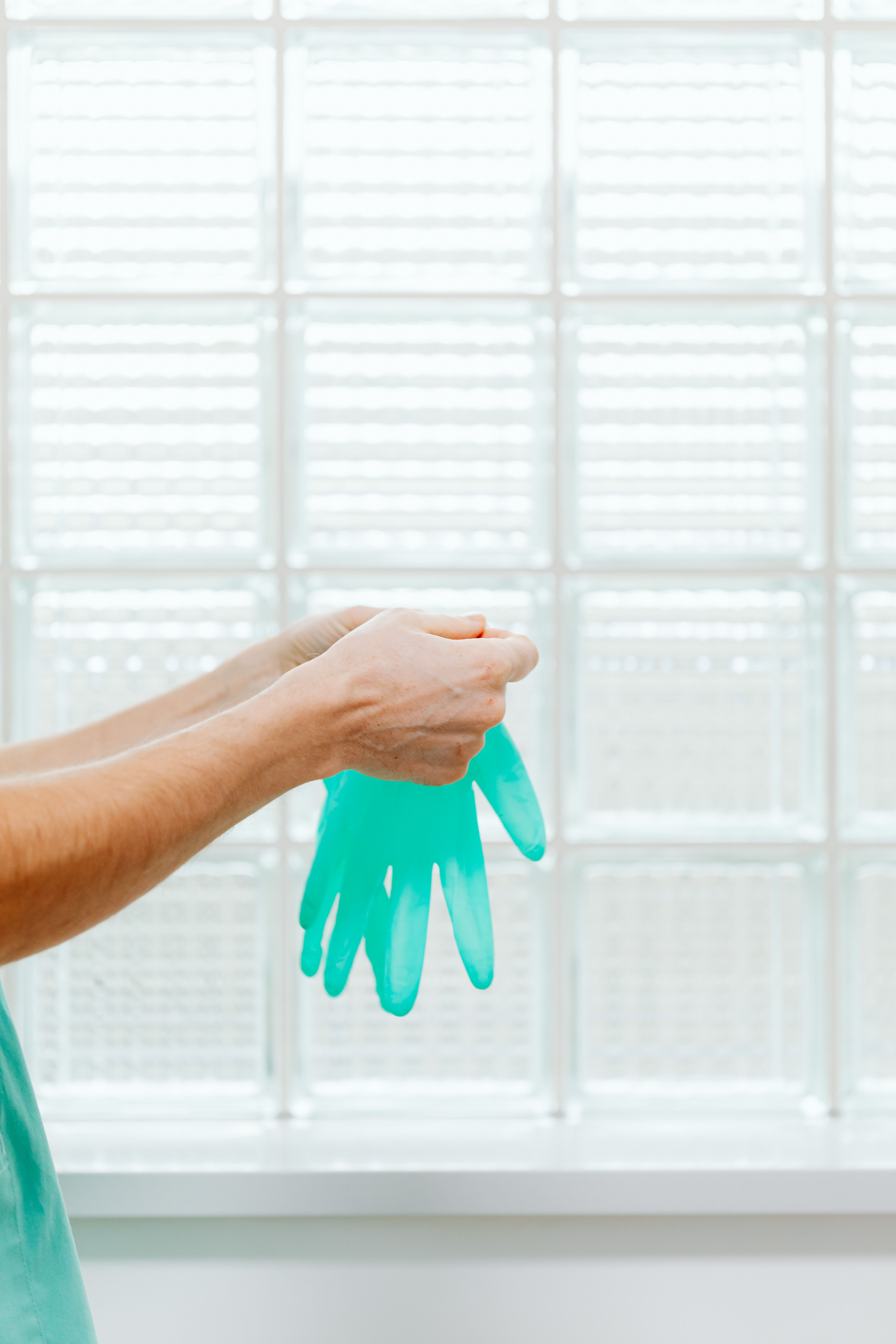 Gants chirurgicaux stériles — photo non contractuelle