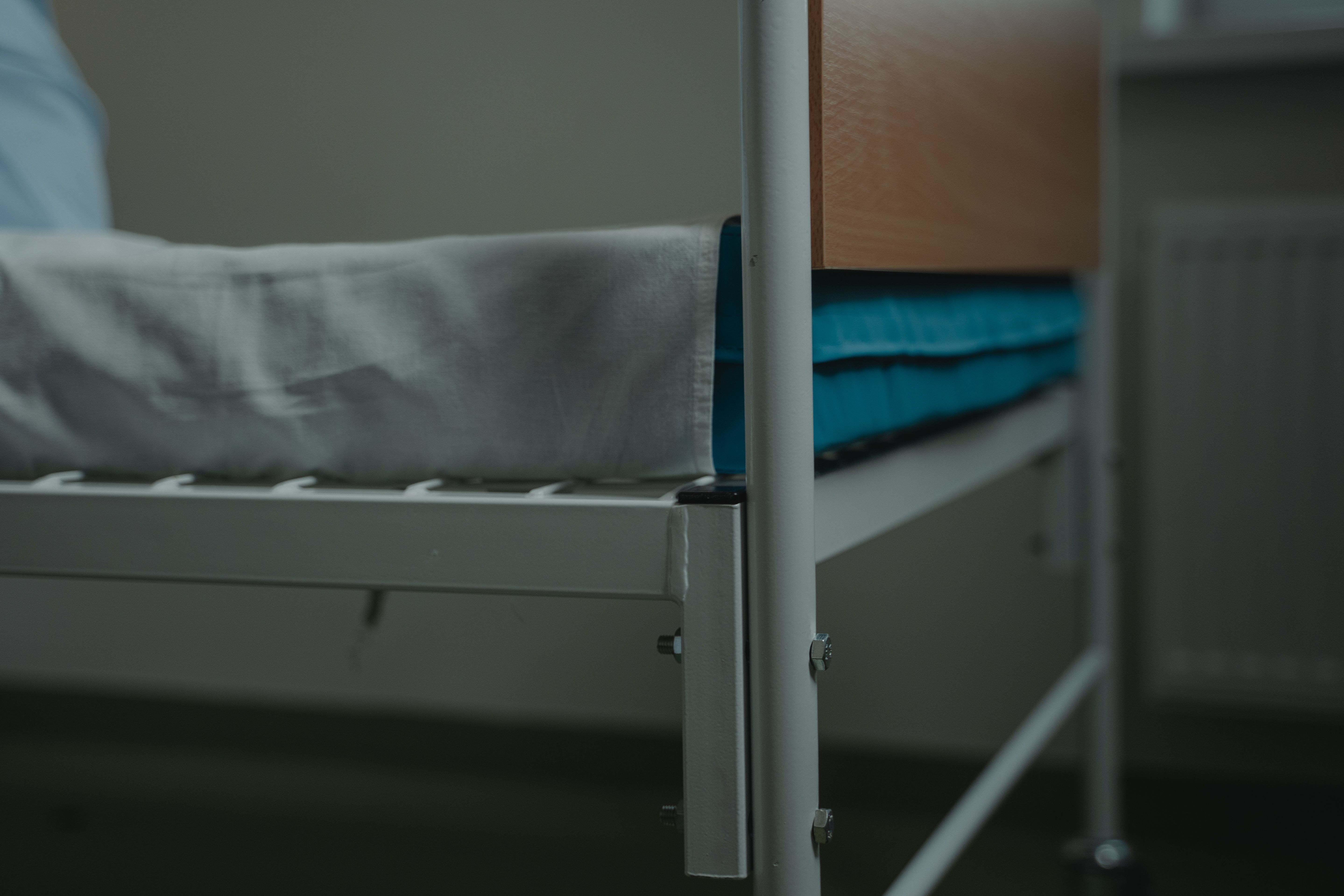 Lit d’hospitalisation mécanique — photo non contractuelle